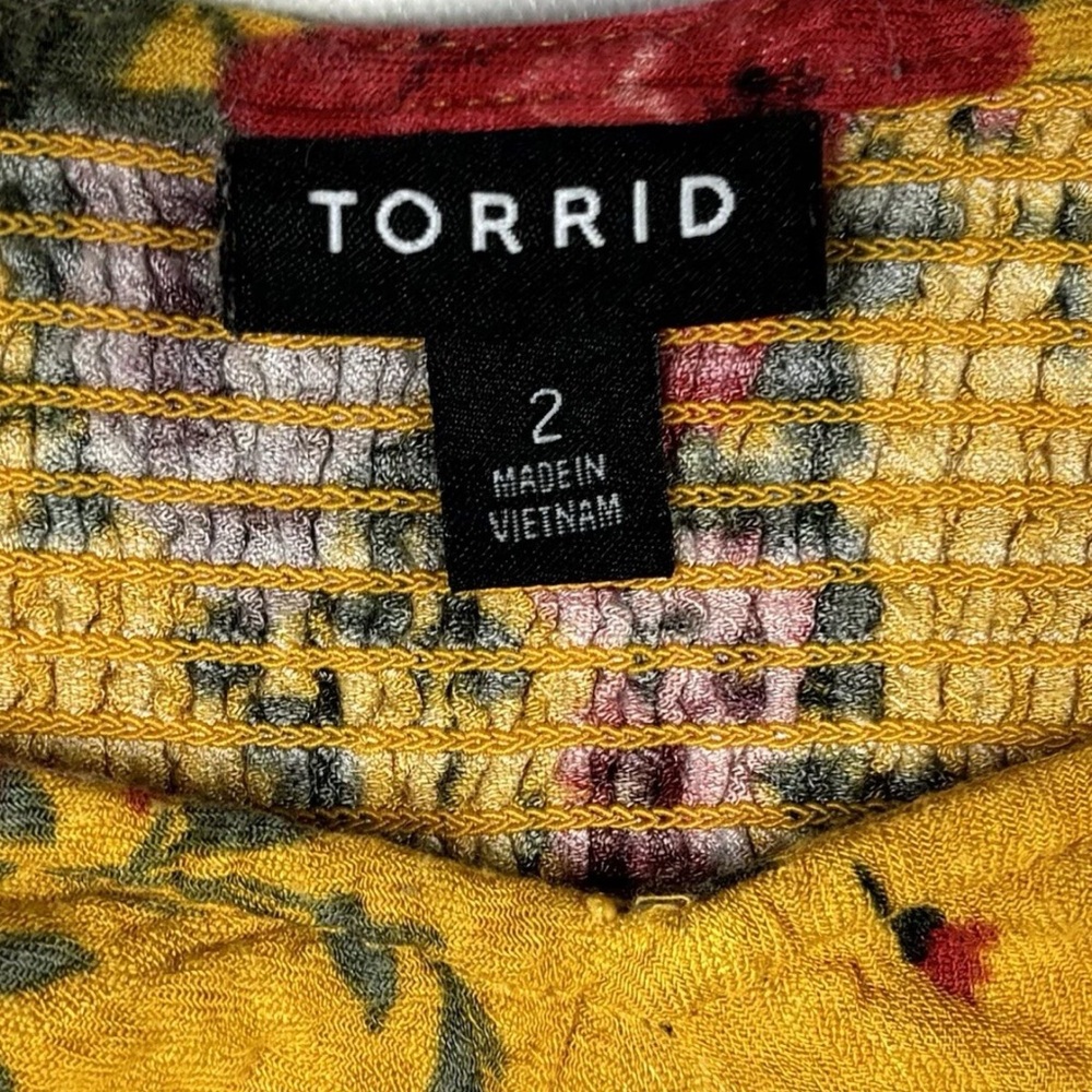 Torrid Yellow Floral Blouse - Picture 4 of 10